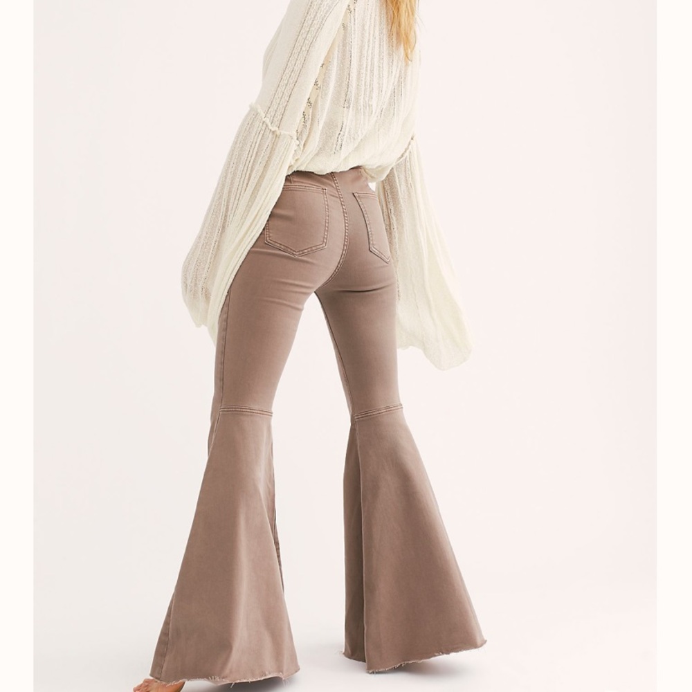 Just Float on Flare Jeans- Moacha